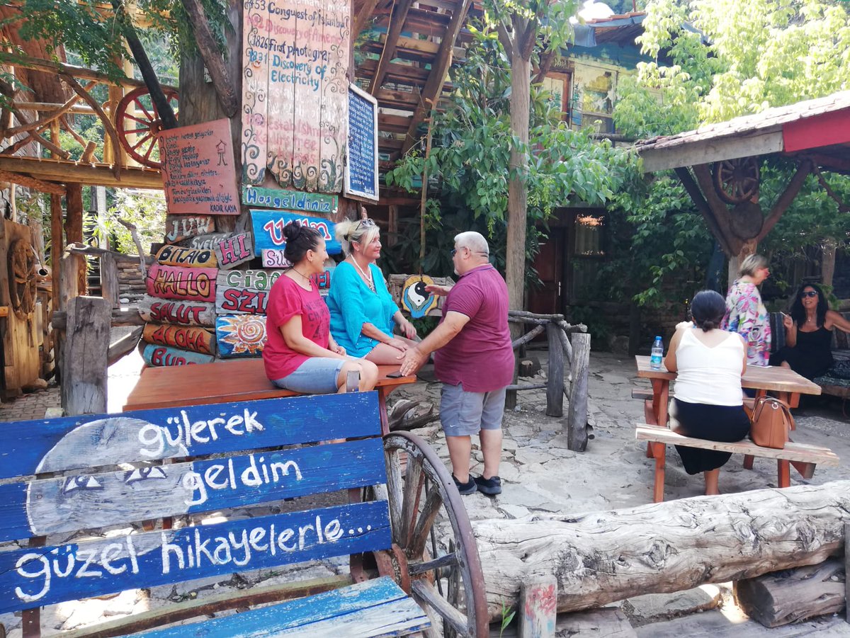 AdvsTurkiye's tweet photo. #WashingtonPost 'a göre dünyanın en iyi #Hostel 'i "Kadir'in Ağaç Evleri" #LosAngelesTime ve #Guardian 'de aynı fikirde ve hatta #DiscoverChannel' in #KadirinAğaçEvleri ile ilgili bir belgeseli bile var. Devamı: ADVS Harmoni-e #Ağustos sayımızda. #kadirstreehouses #lifestyle https://t.co/cahneBlYQz