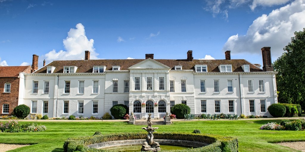 Looking forward to playing piano for a wedding tomorrow at the splendid Gosfield Hall <a href="/CHWeddings/">Country House Weddings</a> #weddinginspiration