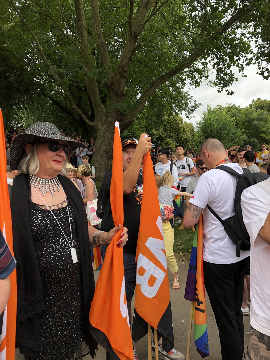 HaywardRowena's tweet photo. .@GMBWSW at Bristol Pride 2019. Proud to be @GMB_union 

@GMBShoutWSW #pride #lgbt #powerinaunion https://t.co/qwGJNtwSNJ