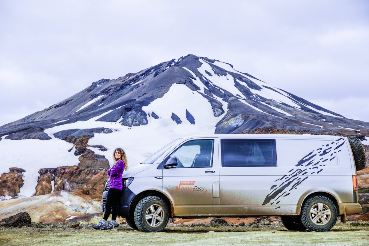 Queda poco para dejar nuestra campervan 4x4, la que ha sido nuestra casa durante estas 2 semanas por #Islandia, con cama, calefacción, mesa y sofas, fregadero, nevera.. ha sido un placerazo! Igual que recorrer la F35! Por fin! #beatslandia <a href="/CampEasyIceland/">CampEasy</a>