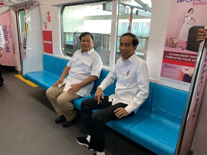 AgusMarwan01's tweet photo. Tak ada lagi 01 dan 02, yang ada adalah Persatuan Indonesia. https://t.co/a6onvdB01j