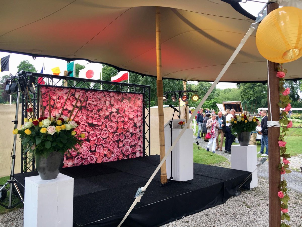 raadendaadevent's tweet photo. Drukke dagen maar wat een voldoening met alles wat wij morgen verzorgen! Geweldig om alle gasten te zien stralen, welk event dan ook! Deze week 5 bouwevents, World Rowling Cup Gemeente Zuidplas en Rozenconcours Gemeente Den Haag #eventmanagement #producties #proud #events https://t.co/hQE2ljHB5M