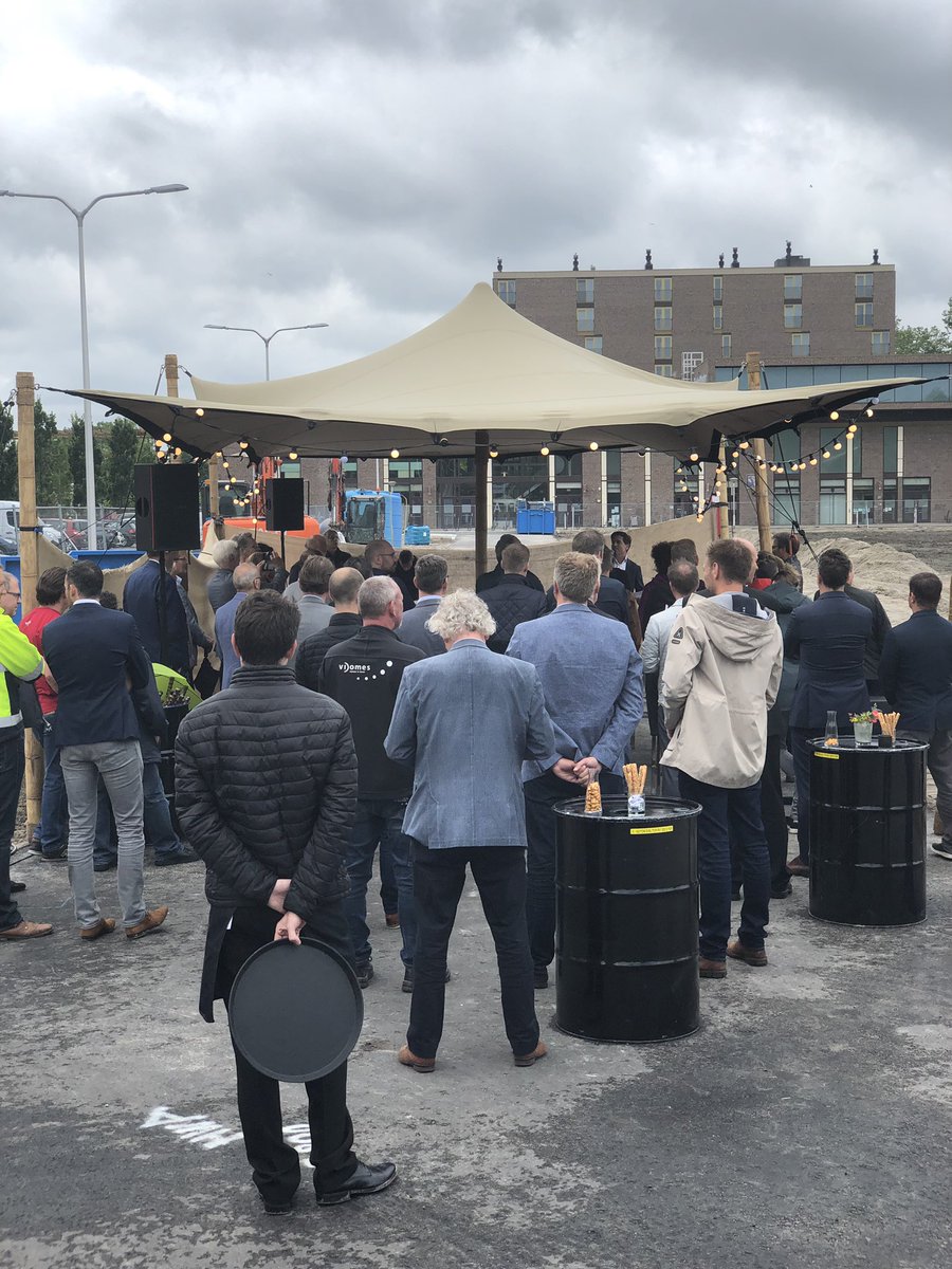 raadendaadevent's tweet photo. Drukke dagen maar wat een voldoening met alles wat wij morgen verzorgen! Geweldig om alle gasten te zien stralen, welk event dan ook! Deze week 5 bouwevents, World Rowling Cup Gemeente Zuidplas en Rozenconcours Gemeente Den Haag #eventmanagement #producties #proud #events https://t.co/hQE2ljHB5M