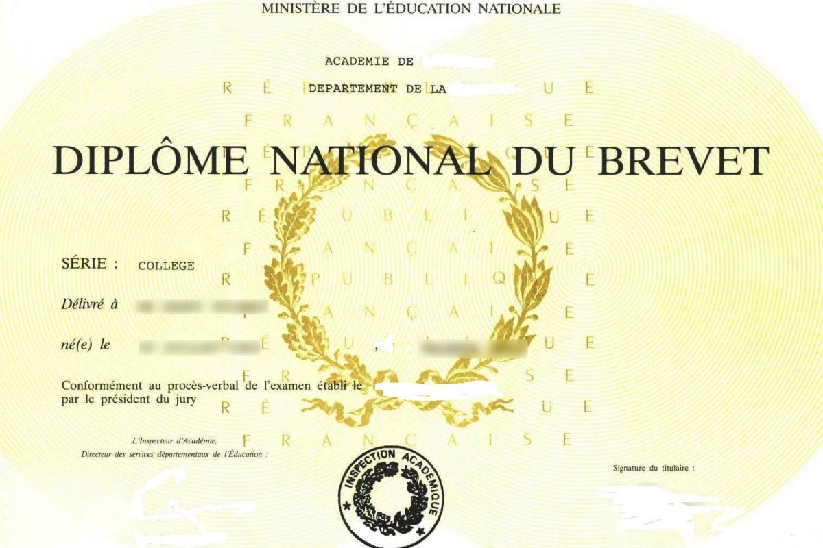 l_oriette's tweet photo. #resultatdnb : 92.16% en série générale avec 6 mentions TB, 15 B et 11 AB et 100% en série pro. C'est désormais les #Vacances à @l_oriette qui ferme ses portes jusqu'au lundi 26 août. Bonnes vacances et bel été à tous ☀️ https://t.co/9HvVlWShKp