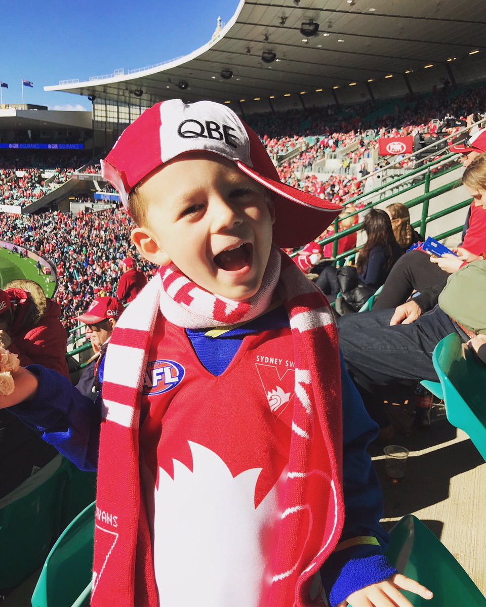What a great day for footy! <a href="/sydneyswans/">Sydney Swans</a> #goswans