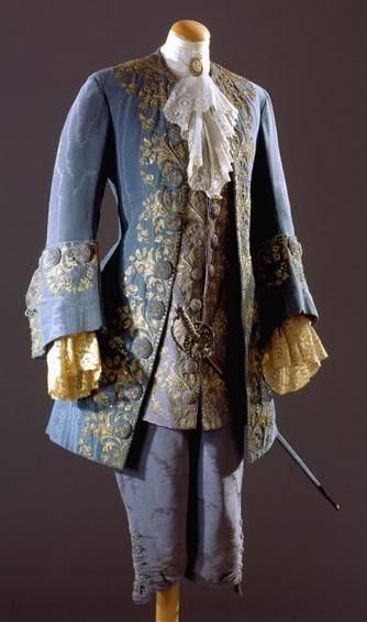 "My clothe's for tonight.." #18thCenturyFashion