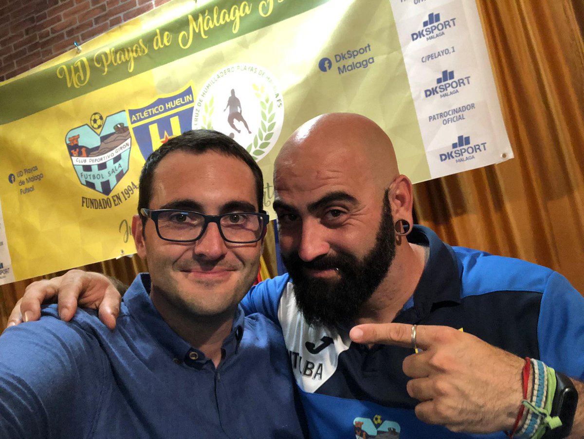 <a href="/JuanjeFernandez/">Jᴜᴀɴᴊᴇ Fᴇʀɴᴀ́ɴᴅᴇᴢ R.</a> <a href="/CDGironFS/">CD Girón FS Oficial</a> <a href="/udplayademalaga/">UD PLAYAS DE MALAGA FS</a> @ZorrillaEduardo @Adelante_Malaga <a href="/RosaGalindoGonz/">Rosa Galindo 💚</a> <a href="/mlgAHORA/">Málaga Ahora</a> <a href="/mariabegoamed/">Maria Begoña</a> <a href="/PSOEmalaga/">PSOE de Málaga</a> <a href="/RadioMarcaMLG/">Radio Marca Málaga</a> @benitoruizCs <a href="/ParadasRomero/">José Luis Paradas Romero</a> <a href="/Ciudadan_Malaga/">Ciudadanos Málaga</a> <a href="/juancgiardin/">Juan Carlos Giardin</a> <a href="/PPCtradeCadiz/">Carretera de Cádiz</a> Entraste como periodista,  salistes como socio...  Muchísimas gracias de corazón por el gesto...  Más gente como tú!!!  Mil abrazos y te debo un bidón de cerveza 🍺🍺🍺🍺