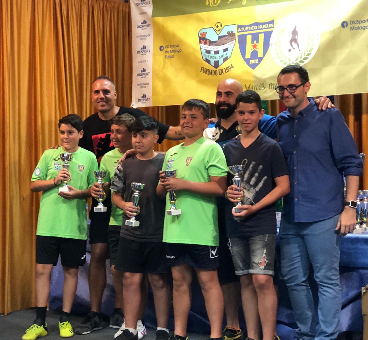 <a href="/CDGironFS/">CD Girón FS Oficial</a> <a href="/udplayademalaga/">UD PLAYAS DE MALAGA FS</a> @ZorrillaEduardo @Adelante_Malaga <a href="/RosaGalindoGonz/">Rosa Galindo 💚</a> <a href="/mlgAHORA/">Málaga Ahora</a> <a href="/mariabegoamed/">Maria Begoña</a> <a href="/PSOEmalaga/">PSOE de Málaga</a> <a href="/RadioMarcaMLG/">Radio Marca Málaga</a> @benitoruizCs <a href="/ParadasRomero/">José Luis Paradas Romero</a> <a href="/Ciudadan_Malaga/">Ciudadanos Málaga</a> <a href="/juancgiardin/">Juan Carlos Giardin</a> <a href="/PPCtradeCadiz/">Carretera de Cádiz</a> El placer fue mío. ☺️ Mucha suerte para la próxima temporada!!