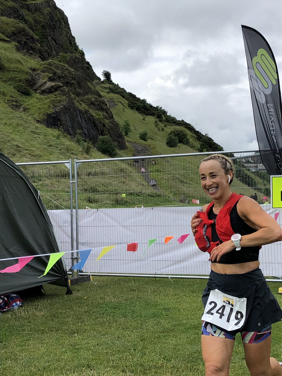 santababy100's tweet photo. Jo leading with Karen in second place 2.5 hrs in. Both smiling as ever! @Edinburgh24race #edinburgh24 https://t.co/PyW6kCDCwa