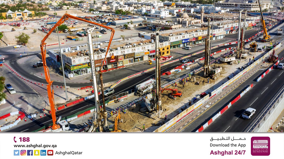 Uzivatel هيئة الأشغال العامة Na Twitteru أشغال تم استخدام 5 حفارات لعمل الصيانة اللازمة للجسر واشتملت أعمال الصيانة على صب دعامات خرسانية مسلحة على عمق 14 متر تحت مستوى الأرض بغرض دعم