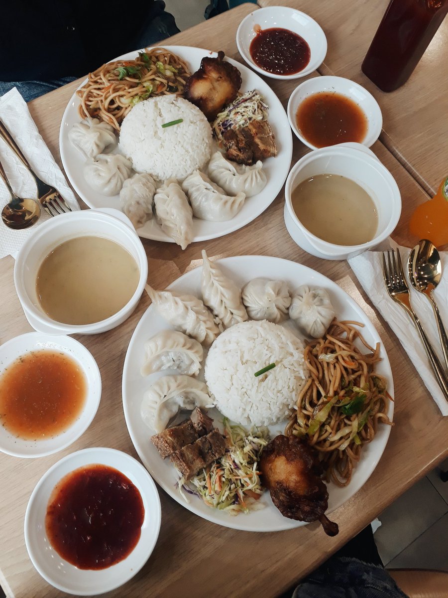 Mo:Mo's All-in-One Combo. Includes 2 cripsy pork strips(??), a chicken lollipop, fried noodles, coleslaw, and 2 pieces each for pork, beef, and chicken dumplings, and a sauce for each  Php 220 with a drink!!!Putangina value for money palang panalo na 