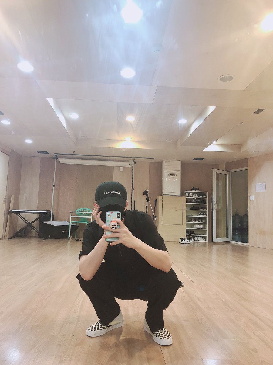 김동한(KIMDONGHAN) tweet media