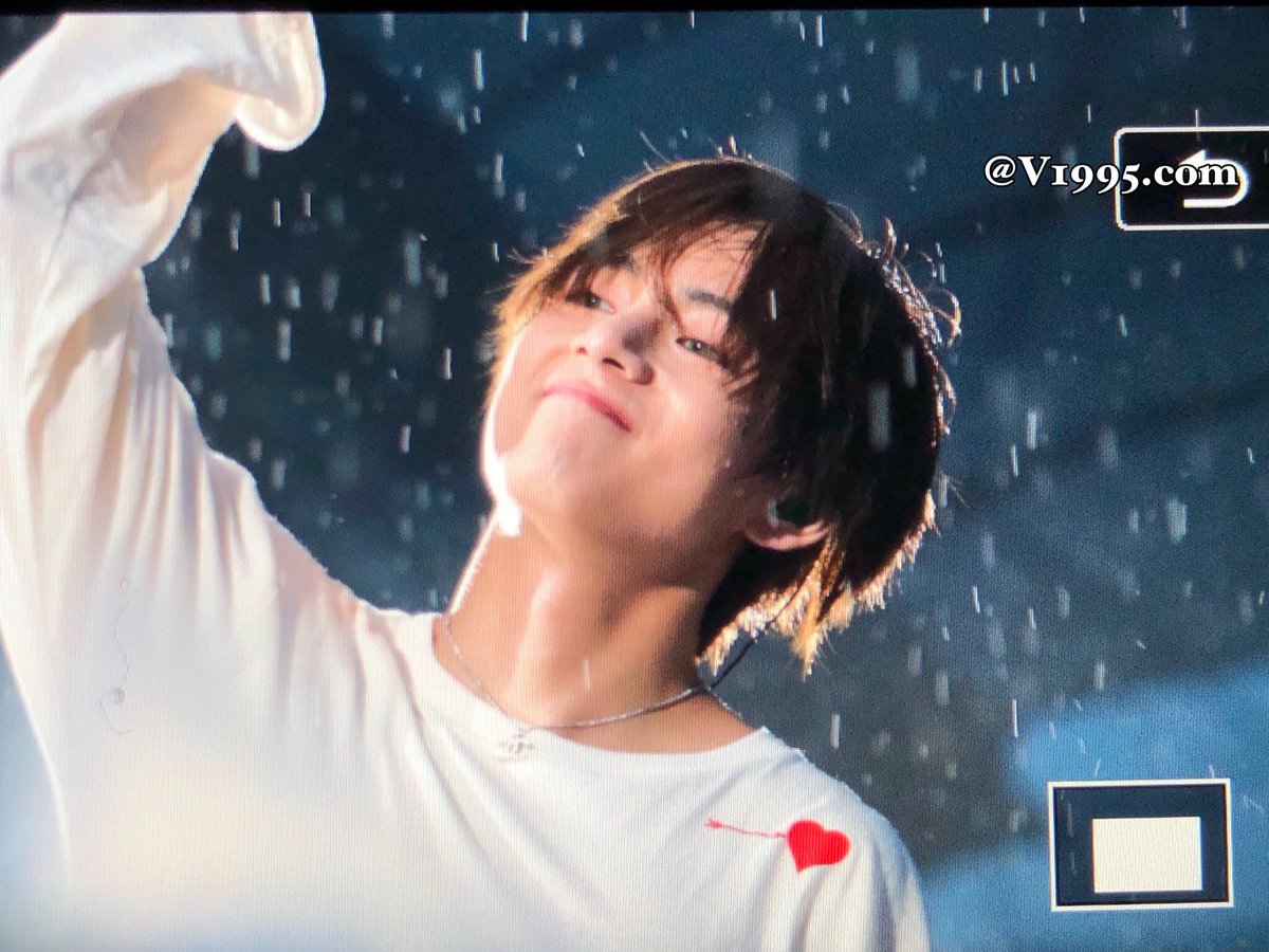 V1995com's tweet photo. 【preview】190713 SYS 시즈오카 

#방탄소년단 #BTS⁠ ⁠ #뷔 #V #김태형 #태형 #taehyung 

@BTS_twt https://t.co/FgATpJp71q