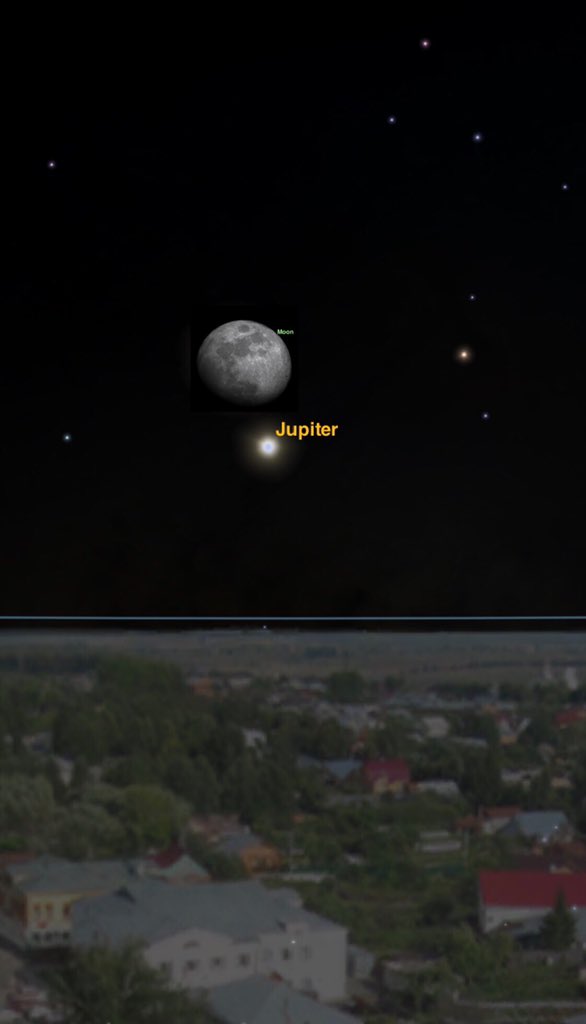 الليلة #عملاق نطامنا الشمسي كوكب المشتري في ضيافة القمر طوال الليل 
الليلة تتعرف على كوكب المشتري بسهولة جدا وبالعين المجردة ،
راح يظهر أسفل القمر كأنه نجمة شديدة اللمعان .