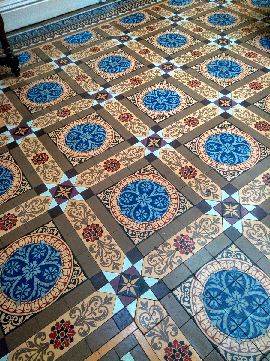 Cat_Lumb's tweet photo. Enjoying the beauty of Devonshire Hall during my breaks in #Mslexicon.
Ceilings and floors with patterns, and even fireplaces in bathrooms!! Brilliant location for inspiration and networking.
#DevonshireHall @Mslexia https://t.co/Es8evhrqME