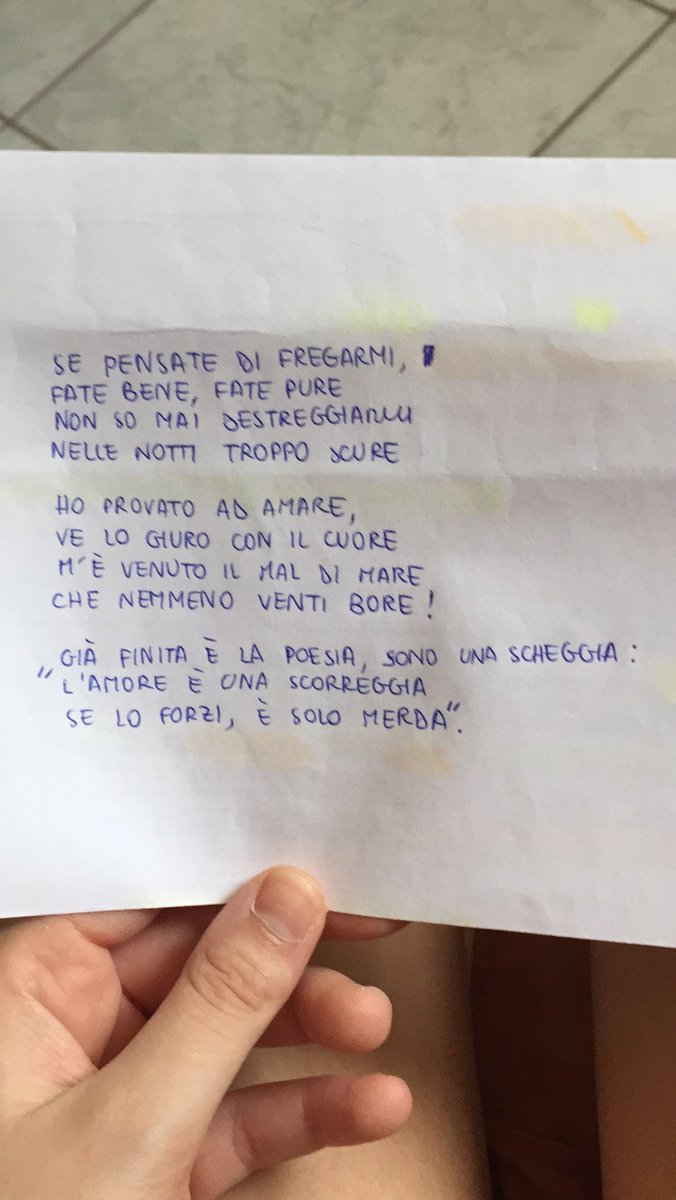 buffonssaves's tweet photo. Ex che ci prova con migliore amica che ci sta: https://t.co/iUTGTfLw2C