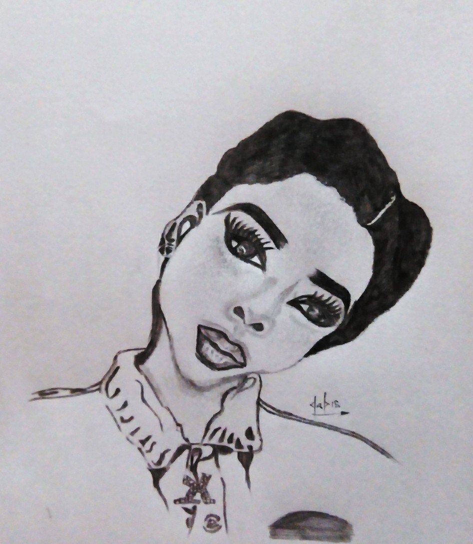 Tiana92942792's tweet photo. #Day194
#PortraitChallenge #PaperSample #Pencildrawing #dobisarts #WeAreNigerianCreatives #BBNaija https://t.co/6o2z9rQTqq