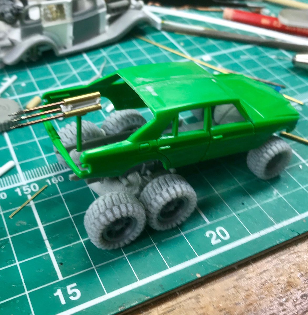 of_mechanic's tweet photo. Jacked up 6 wheel Merc, roughing out the basics, weapon will be a triple barrel compressed air bolt thrower #AnarchieRoad #MechanicofMayhem #inspiredbyFuryRoad https://t.co/UeFrloYXb6