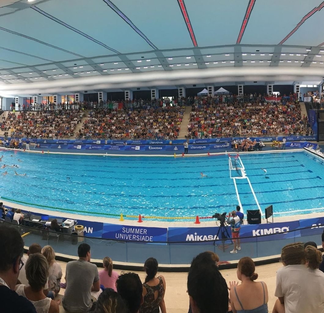 Jam packed in Naples, Italy for the World University Games semifinals. USA and Hungary coming up at 8am et/5am pt. Watch live at FISU.tv. @USATeam_ <a href="/Napoli2019_ita/">Napoli 2019 Summer Universiade</a>