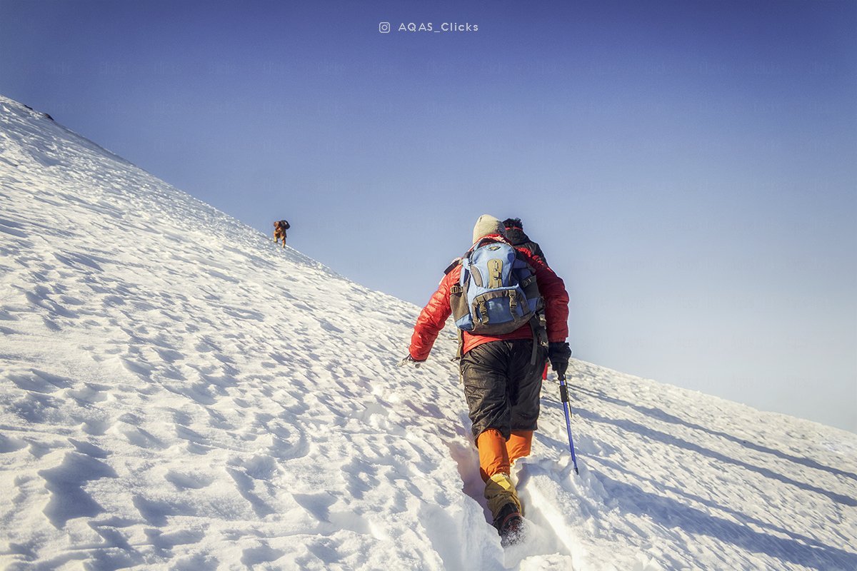 Scaling

#MakraPeak #ShogranValley #KPK #Pakistan

FB - fb.com/AQAS.Clicks/
IG - instagram.com/aqas_clicks/

#BeautifulPakistan #TravelPakistan #DestinationPakistan #SeeMyPakistan #ExplorePakistan #KPKTourism #KPKUpdates