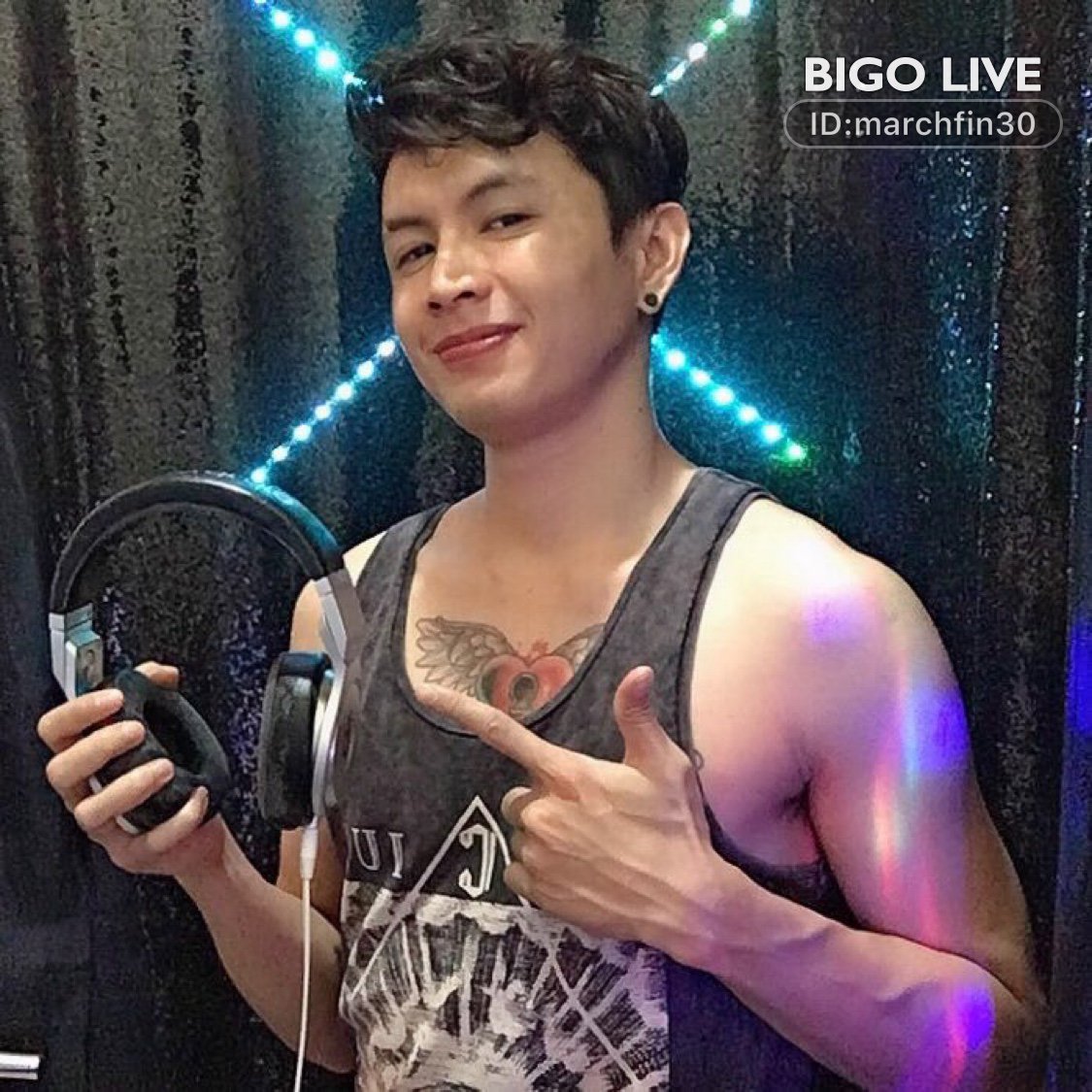 valdiPW's tweet photo. Come and see ⚡️PHͥIͣNͫT⚡️'s LIVE in #BIGOLIVE:    https://t.co/YcbhxX9w1Y
https://t.co/5agnUAvk0X https://t.co/Jt5hWJFQDC