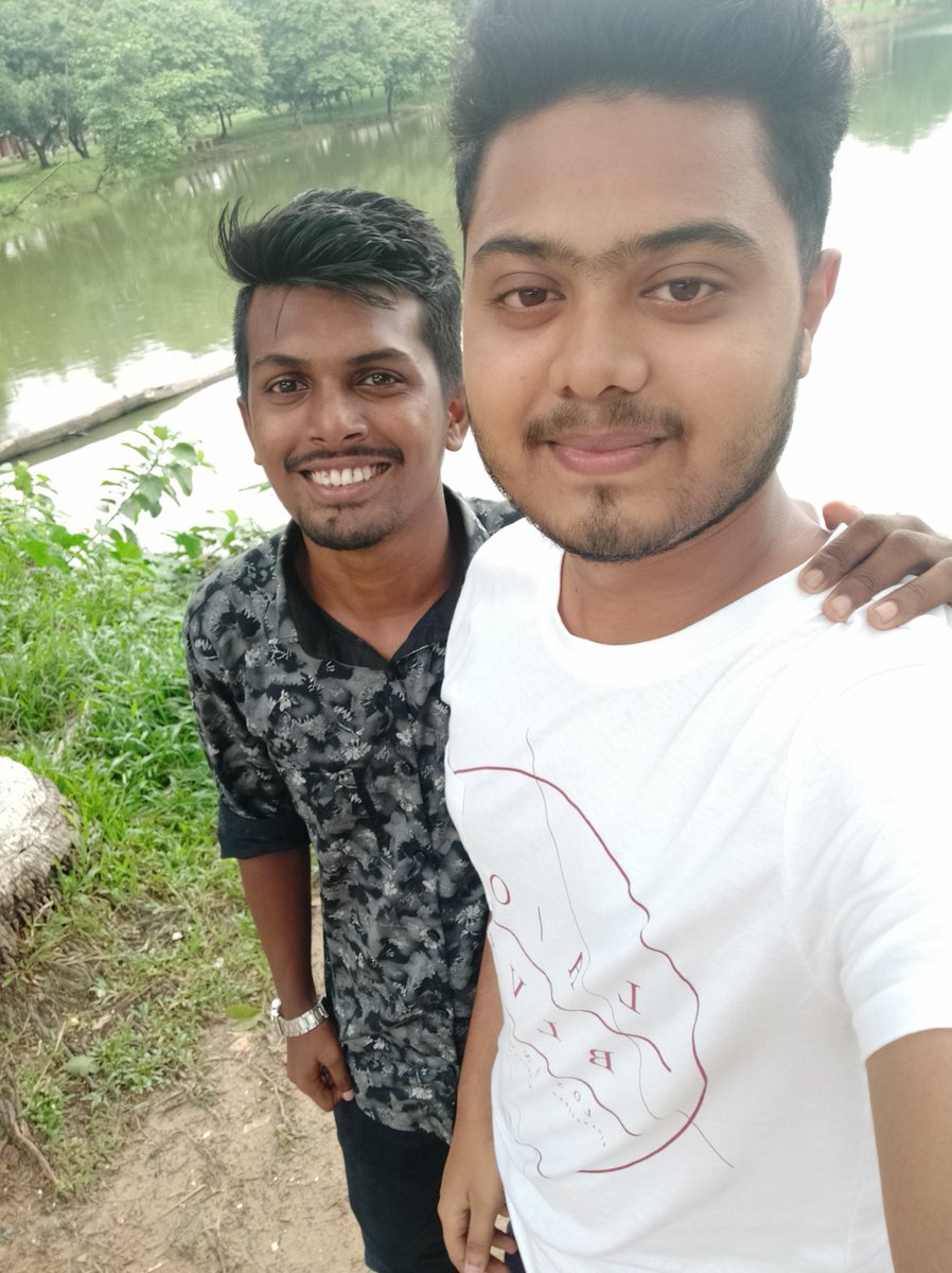 shishirkawser's tweet photo. A good friend knows all your best stories, but a best friend has lived them with you. ππ₯π―
#friendsgoals #SinceClassFive #hadtime #Happiness #bff https://t.co/VLGidnENRF