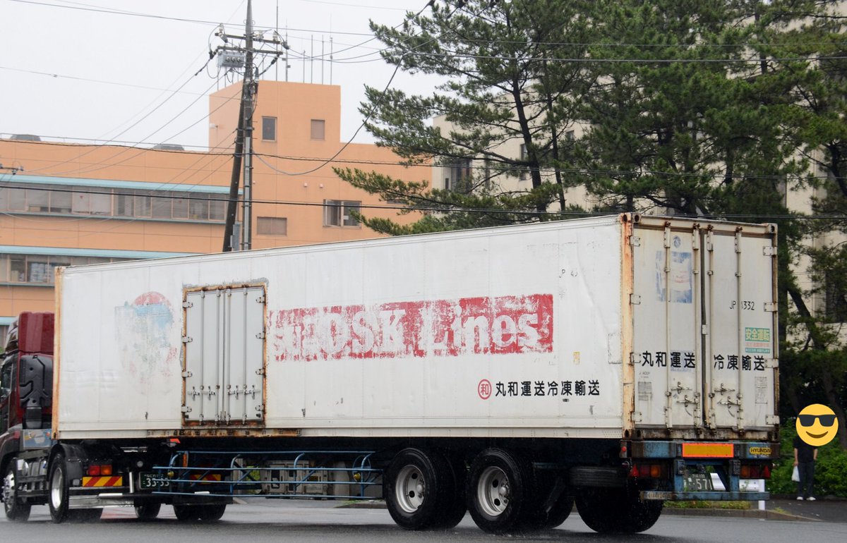 リア 宮崎ナンバーなので、児湯食鳥のグループ会社の丸和運送？