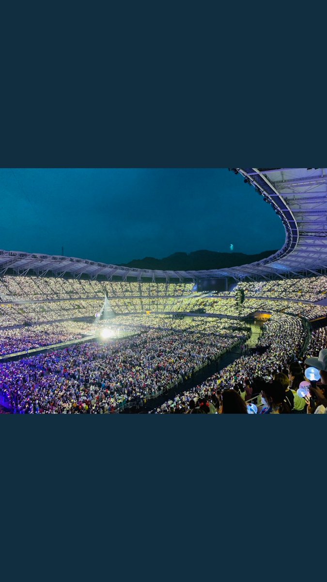 worldwidebbts's tweet photo. Bts official twitter güncellemesinden fotograflar hergun daha da büyüyüp daha da güzel bir aile oluyoruz. Army sizi seviyorum. https://t.co/obMksLu5GA