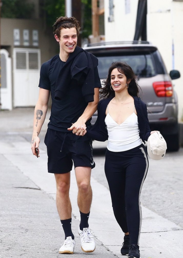 lovecameeela's tweet photo. Shawn e Camila esse é o tweet https://t.co/9lGzp2jZca