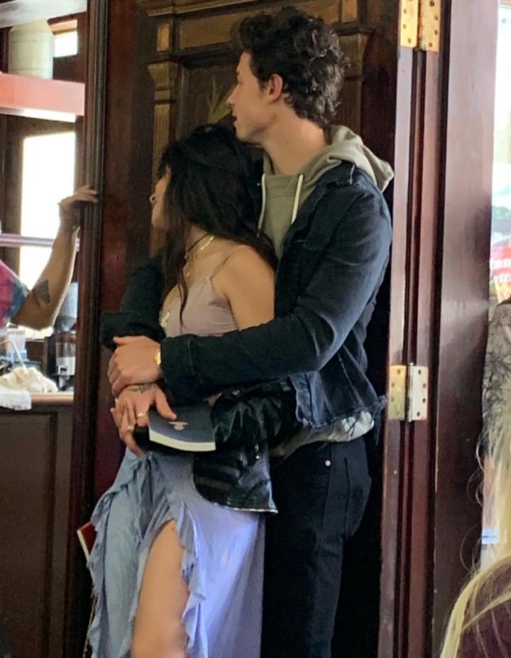lovecameeela's tweet photo. Shawn e Camila esse é o tweet https://t.co/9lGzp2jZca