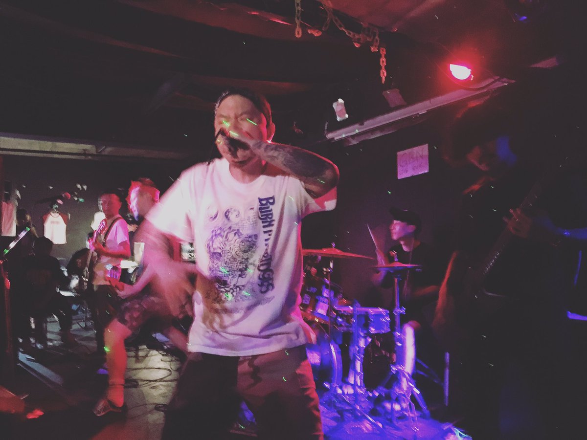 HxC_BlackMurder's tweet photo. 13 Steps ๊ณต์ฐ ์์ #13Steps #13์คํ
์ค #BurnMyBridges_AlbumReleaseShow #GBNLiveHouse #์ง๋น์๋ผ์ด๋ธํ์ฐ์ค #๋ฌธ๋ #Mullae #์์ธ #Seoul https://t.co/VH66tyG4y9