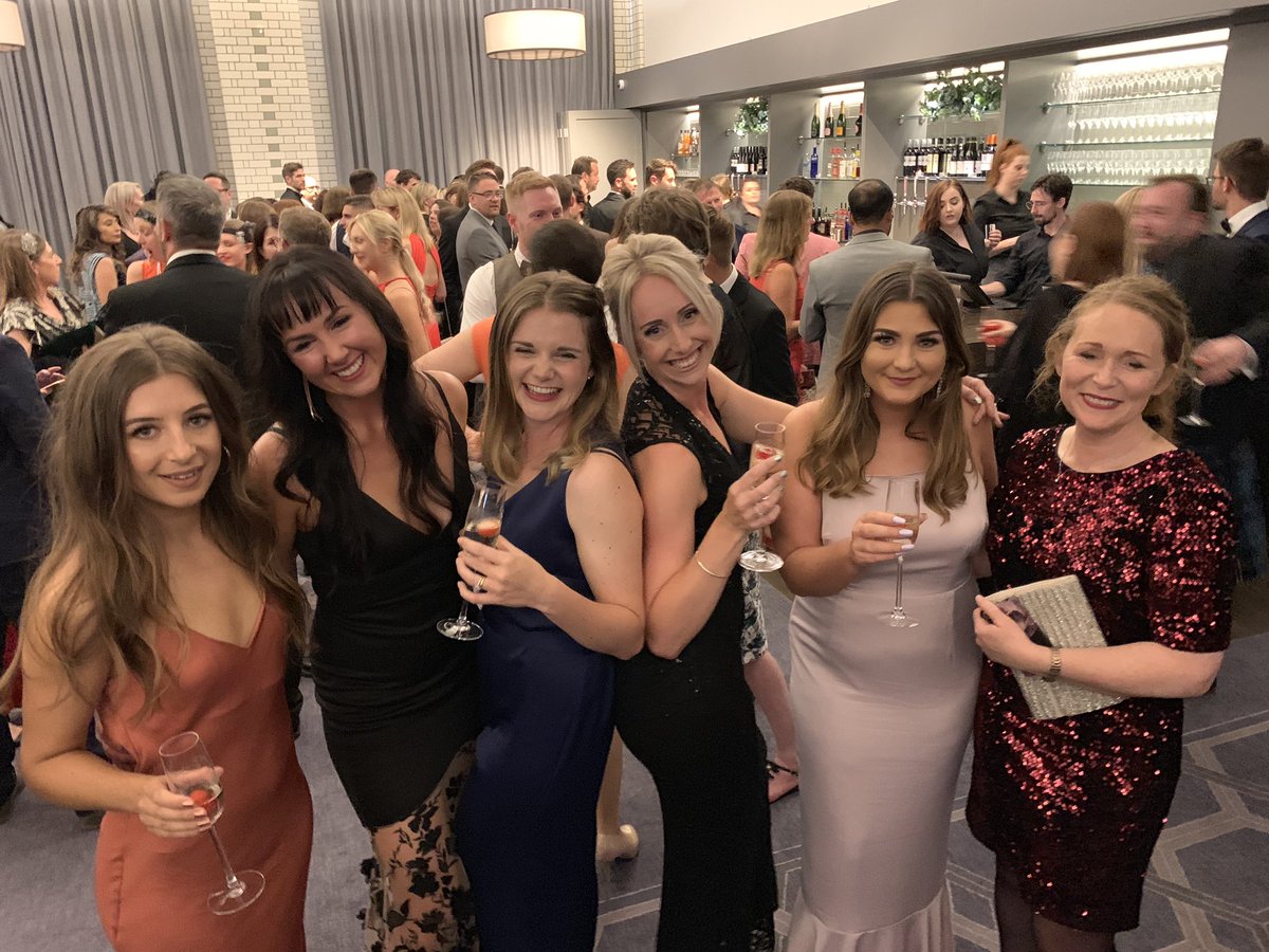 Laura-Jane Gould tweet media