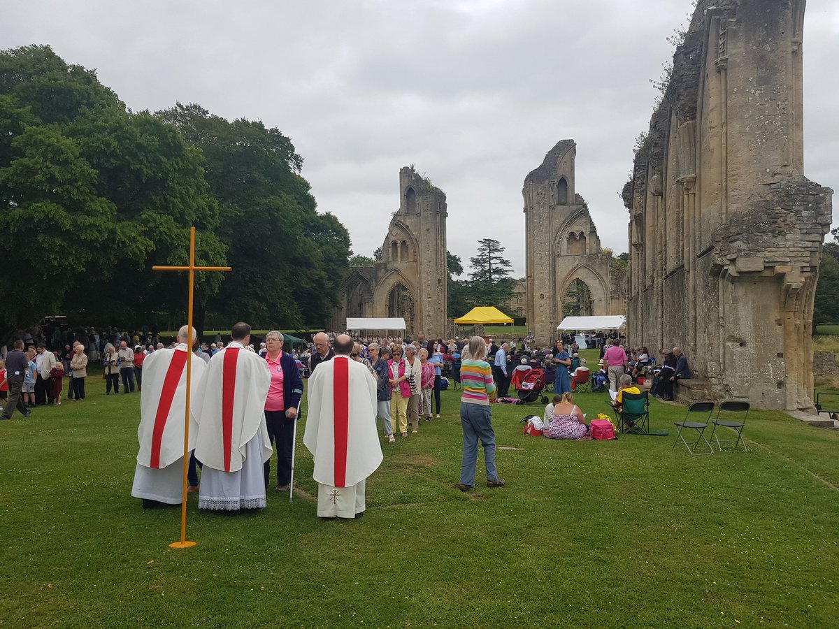 #GlastonburyPilgrimage