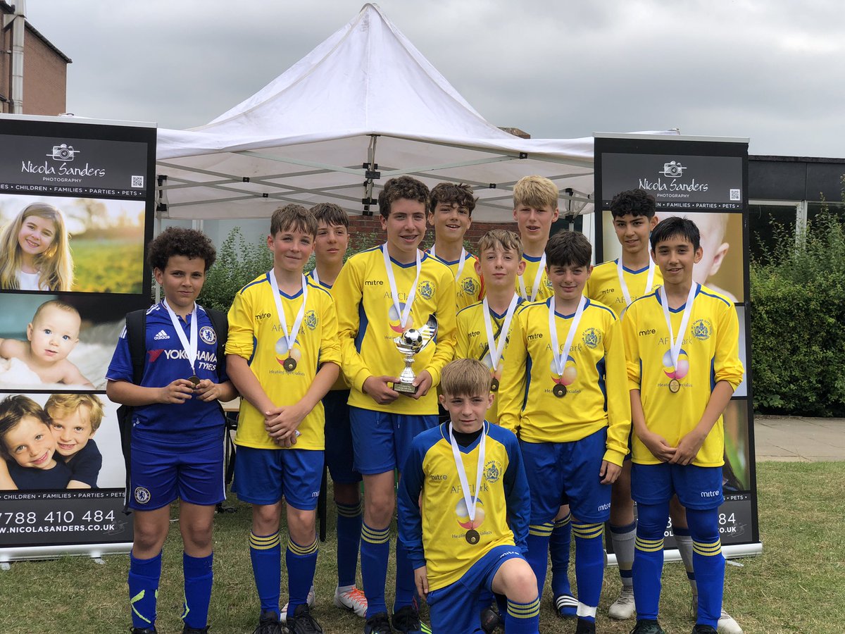 andyfclark's tweet photo. @CityYouthFC West U13s winners of the Future Sports tournament at Nicholas Breakspear this morning. Conceding only 1 goal in 7 games, finishing with a 7-6 penalty shoot out. Some lovely football played by West and a great way to finish the season. https://t.co/PxHx2ZhXOI