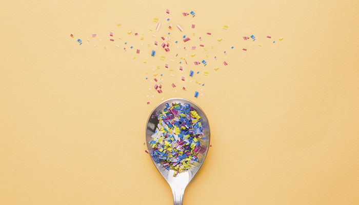 BeatTheBead's tweet photo. Author of 'Plastic Soup: An Atlas of Ocean Pollution' &amp; our in-house researcher Michiel Roscam Abbing talks to IEMA's journal Transform about how the #microbead ban in the UK is working and much more around the issue of #plasticwaste..

Full interview: https://t.co/3lcx1ZK2Q6 https://t.co/CfR6OrxClm