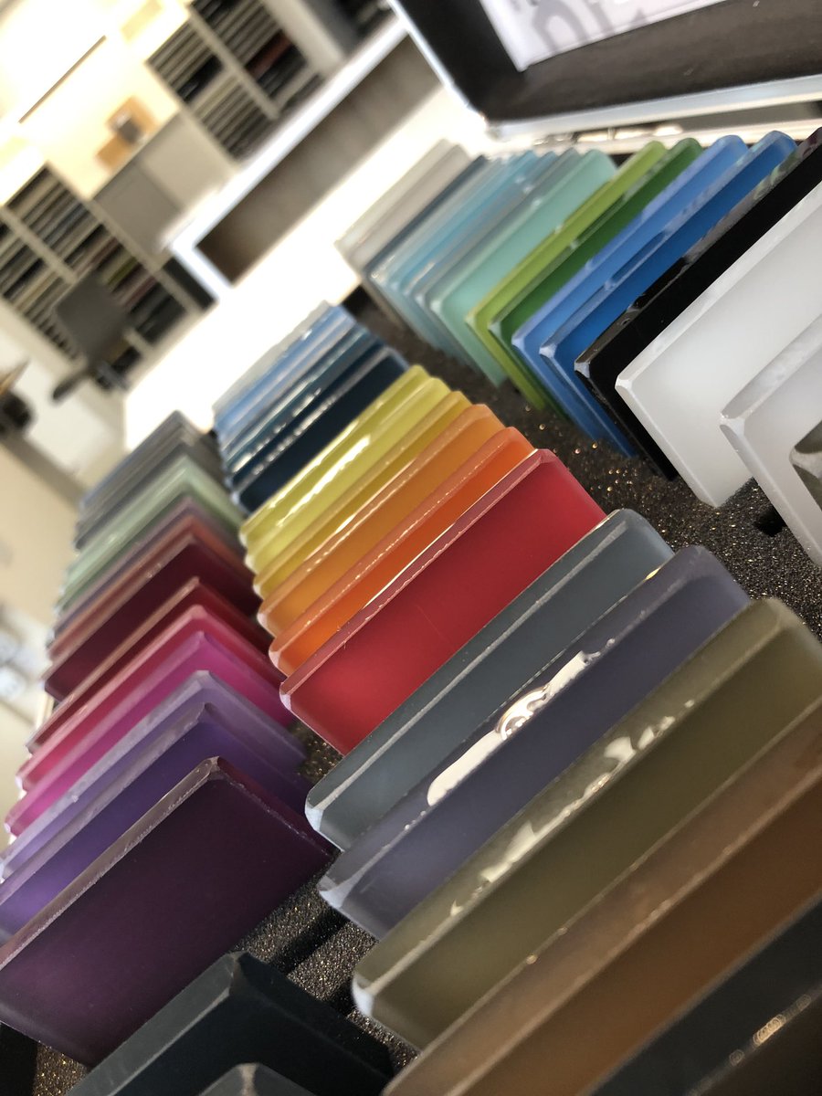 BritanniaDesign's tweet photo. With hundreds of colours, styles and materials to choose from, visit our Chelmsford kitchen showroom to find your perfect kitchen. #kitchens #Chelmsford #kitchenshowroom @Masterclasskitc https://t.co/iBF8WWkBGI
