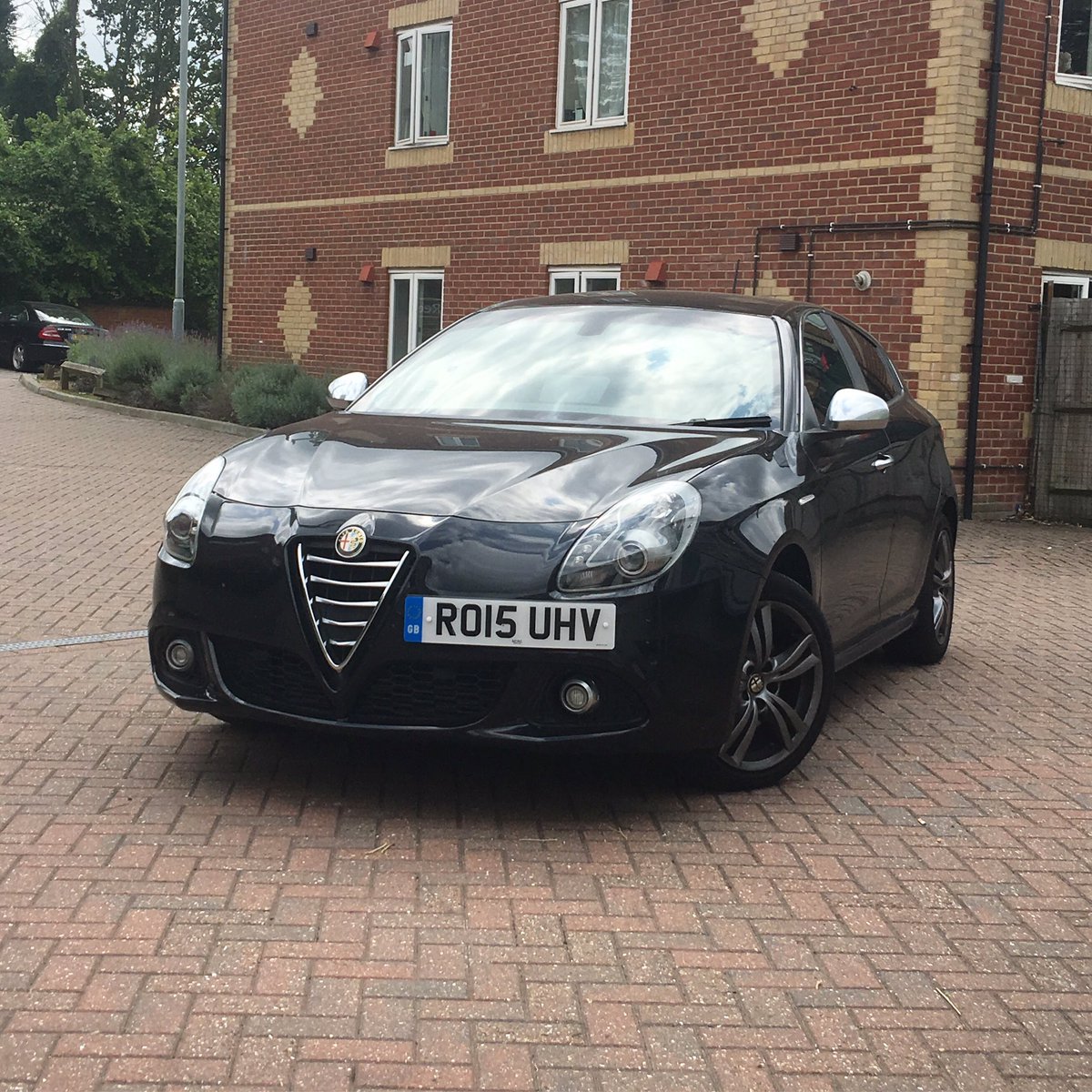 Road2Adventures's tweet photo. The @alfaromeouk Giulietta is due back at the end of August so it’s time to find @elastylady a new car.
#roadtoadventures #alfaromeo #alfaromeogiulietta #alfaromeouk #roadtrips https://t.co/sFgSfh6GJi
