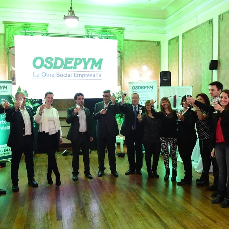 paopariss's tweet photo. Más de nuestra inauguración en Paraná!

Orgullosa de ser parte de este equipo, comprometidos y dedicados al 100 % para que @Osdepym siga siendo la Obra Social que más crece.

@jabereciartua @MayorcaRicardo @ezegarbino @asaluzzi1 @marcelocascalla @mabe23719471 https://t.co/aV69u4G75w