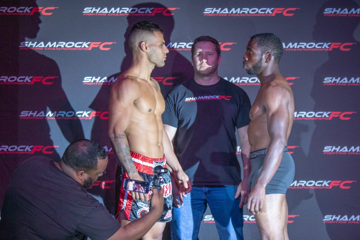 shahzolfaghari's tweet photo. Even if the skies were shorter than my knees, I would not kneel. Cyrus the great’ #Persiangod #cyrus #kickboxing #muaythai #fightnight #shamrockfc320 #midtownchicago https://t.co/cDJYQfd5dk
