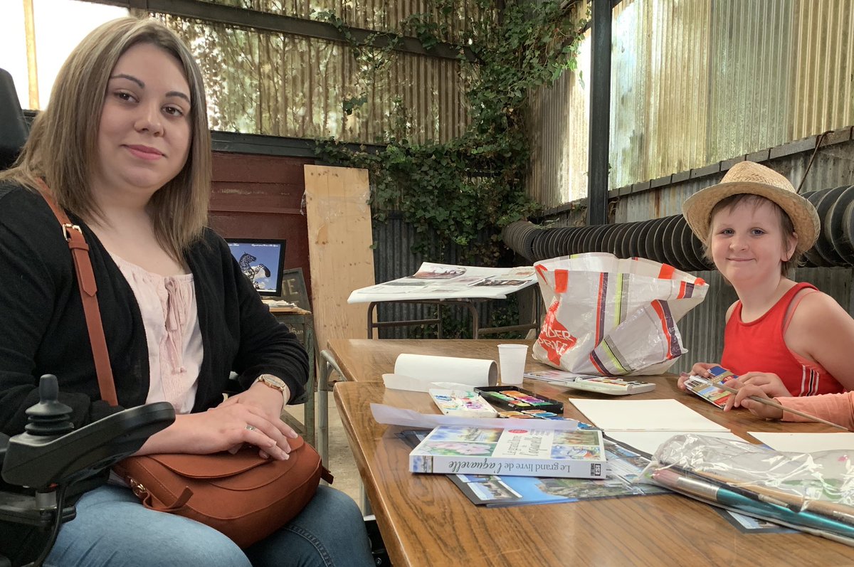 AlexandreHebrt's tweet photo. Tout le week-end à Bogny-sur-meuse dans les #Ardennes, une exposition/brocante récolte des fonds pour Marianne et Margaux, deux jeunes filles touchées par le handicap et la maladie.Une belle initiative dont on parle ce soir sur @France3CA avec @Dansamu08 cc @SebValente @adumoul1 https://t.co/l51tzqUaZK