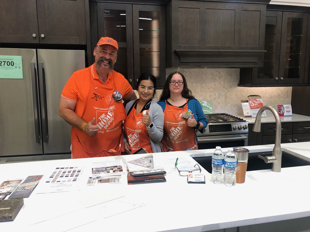 Ready for DIY KITCHEN EVENT! BRING ON THE LEADS!!!#6667 #PacNorthProud#LeadsInSalesWin#D30