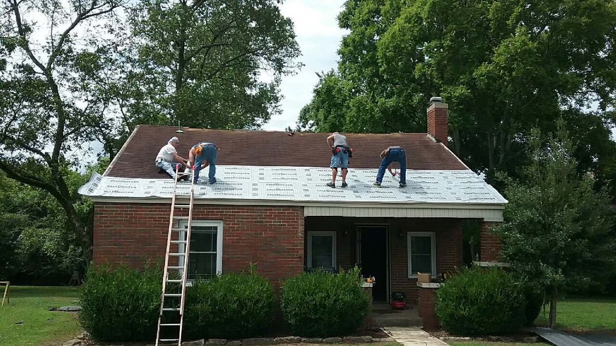 SomervilleBC's tweet photo. THE HOPE HOUSE GUYS GETTING IT DONE!!! https://t.co/bOqE053QUd