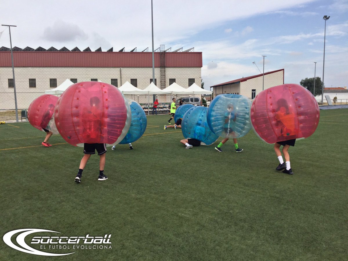 Jornada de Soccerball en el Campus OlivaSport de Oliva de la Frontera. 
Todas las fotos en nuestra página de Facebook 
m.facebook.com/SoccerballSev/
<a href="/OlivaSportCF/">Campus OlivaSport</a>