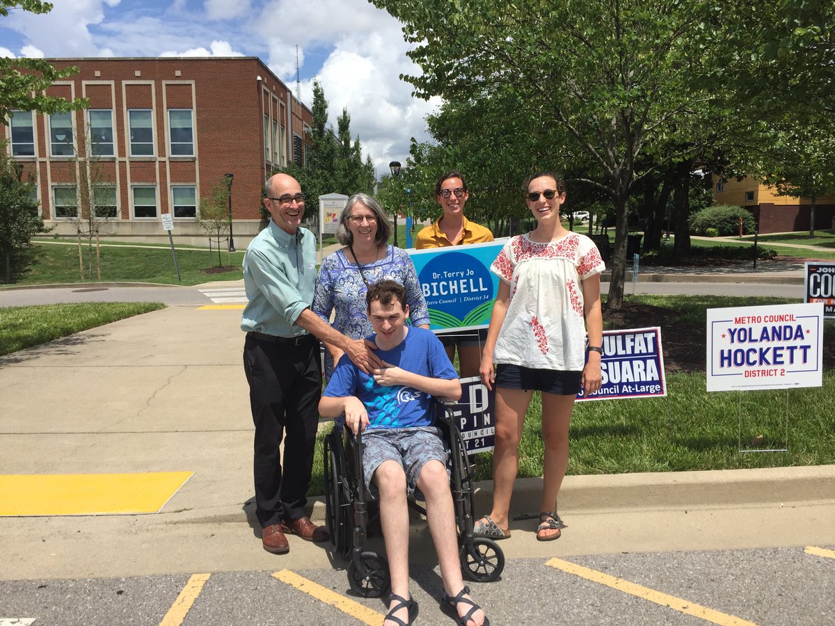 TJBichell's tweet photo. We #voted!! #bichellfor34 https://t.co/KGgBaP9xME