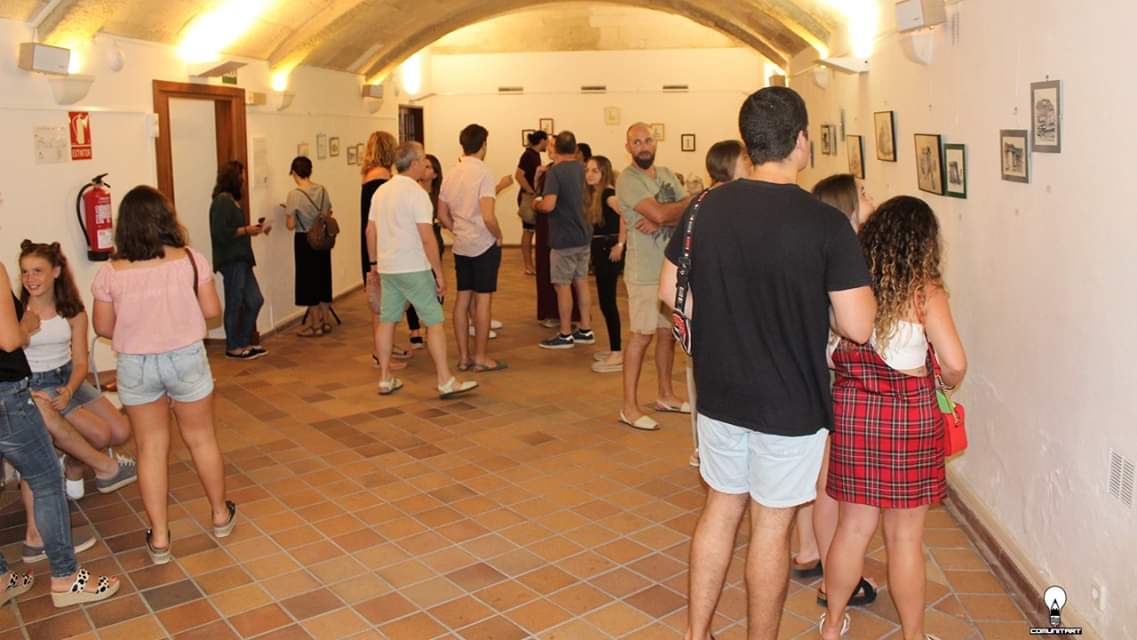 comunitart's tweet image. 📷Fotografies de la inauguració de l'exposició CASA de l'artista Judit Gorrías Pons!!!!! Podeu veure la mostra fins el 5 d'agost a la Biblioteca Pública de Maó!!!