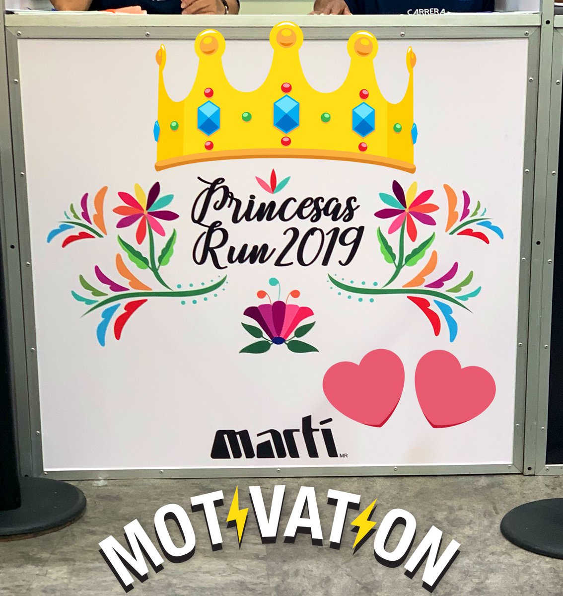 cArLaLoZz's tweet photo. #EntregaDeKit 👚
#Done ✔️
#PrincesasRun2019 👸🏽
#yoElegíCorrer 👟👟 https://t.co/SMu3Y5GcqS