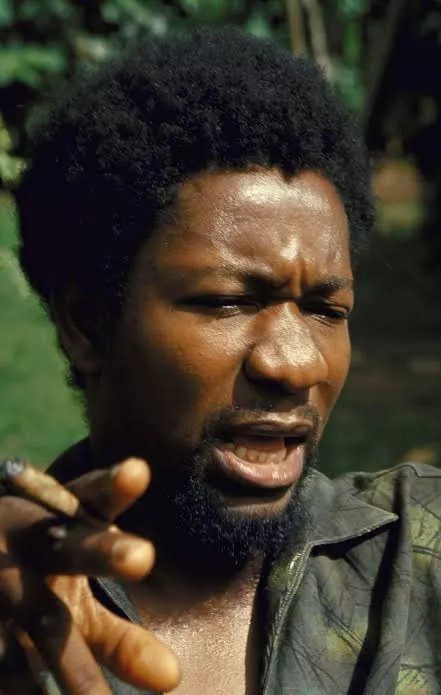 I thought y\all said smokers are liable to die young. Wole Soyinka is 85 o. Happy birthday to the great Sage. 