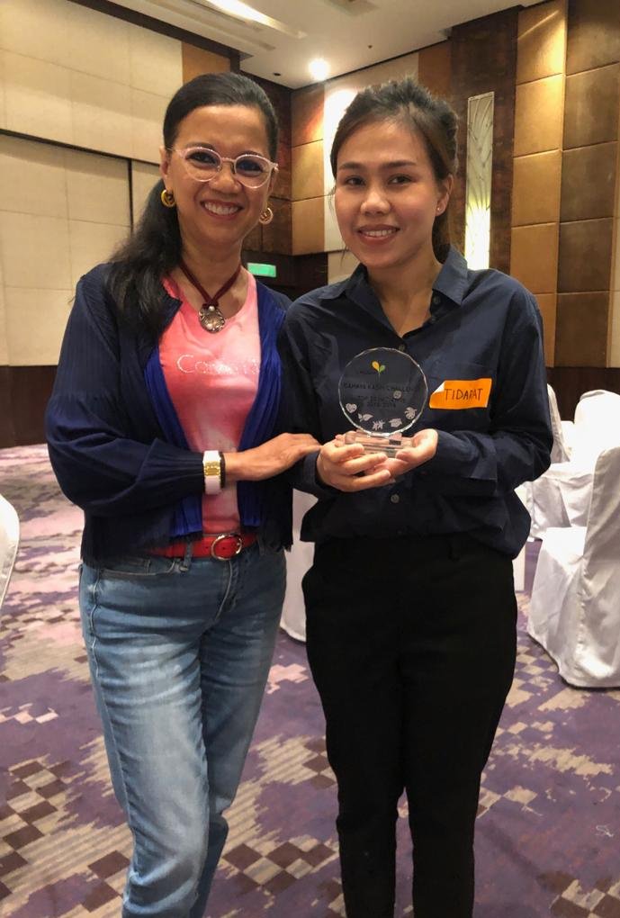 ami_moris's tweet photo. Sharks &amp; coral are needed to sustain our oceans. Kudos Maybank Kim Eng Thailand, recognised by @MyMaybank as Top 20 CR for long term marine preservation by planting corals &amp; releasing sharks at Toey Ngam Beach. Was told that survival rate is 100%! #cahayakasih #besustainable https://t.co/olINS98GZB