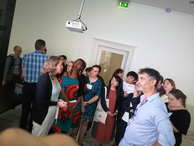 Dirk_van_Miert's tweet photo. @Inge_vanVugt presenting #CEMROL's dynamic poster during the dinner of #DH2019 at @catharijne. Use CEMROL in class to familiarise students with #earlymodern books, the concept of metadata, issues in standardisation of names, authority files, gazetteers, dispary of calendars etc. https://t.co/pWCx0KF45l