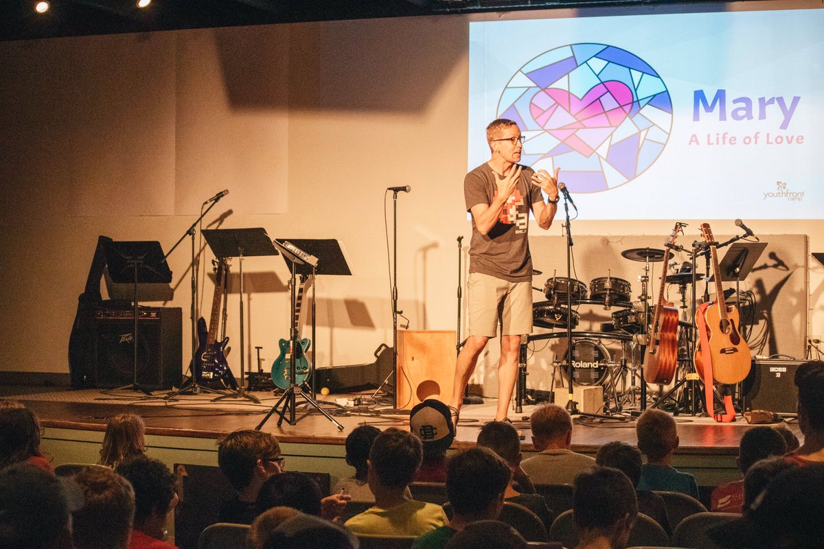 YouthfrontCamp's tweet photo. For #Session6b, we heard from Reid Kapple on the love of God in Mary’s story and all of ours! It’s been a great session of learning and growing! #YFCampWest https://t.co/ogyzQHoK1f